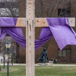 Photo of Father Marquette statue