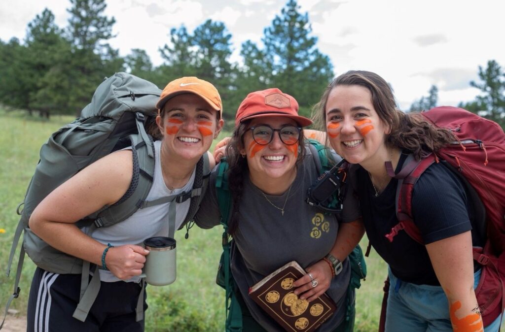 Elise Raschke with friends