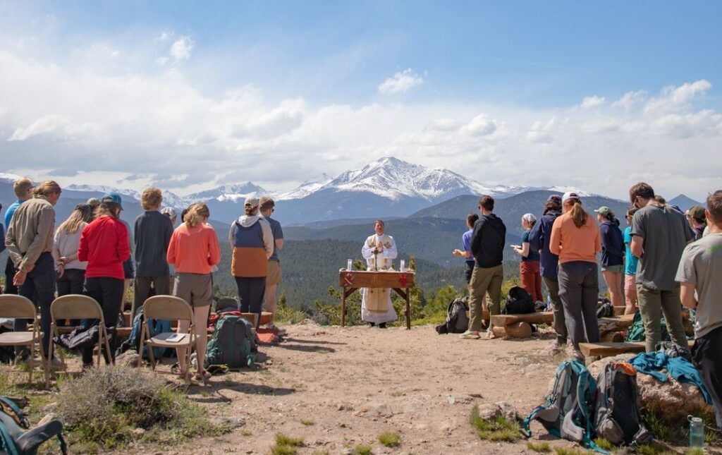 Elise Raschke at an outdoor service