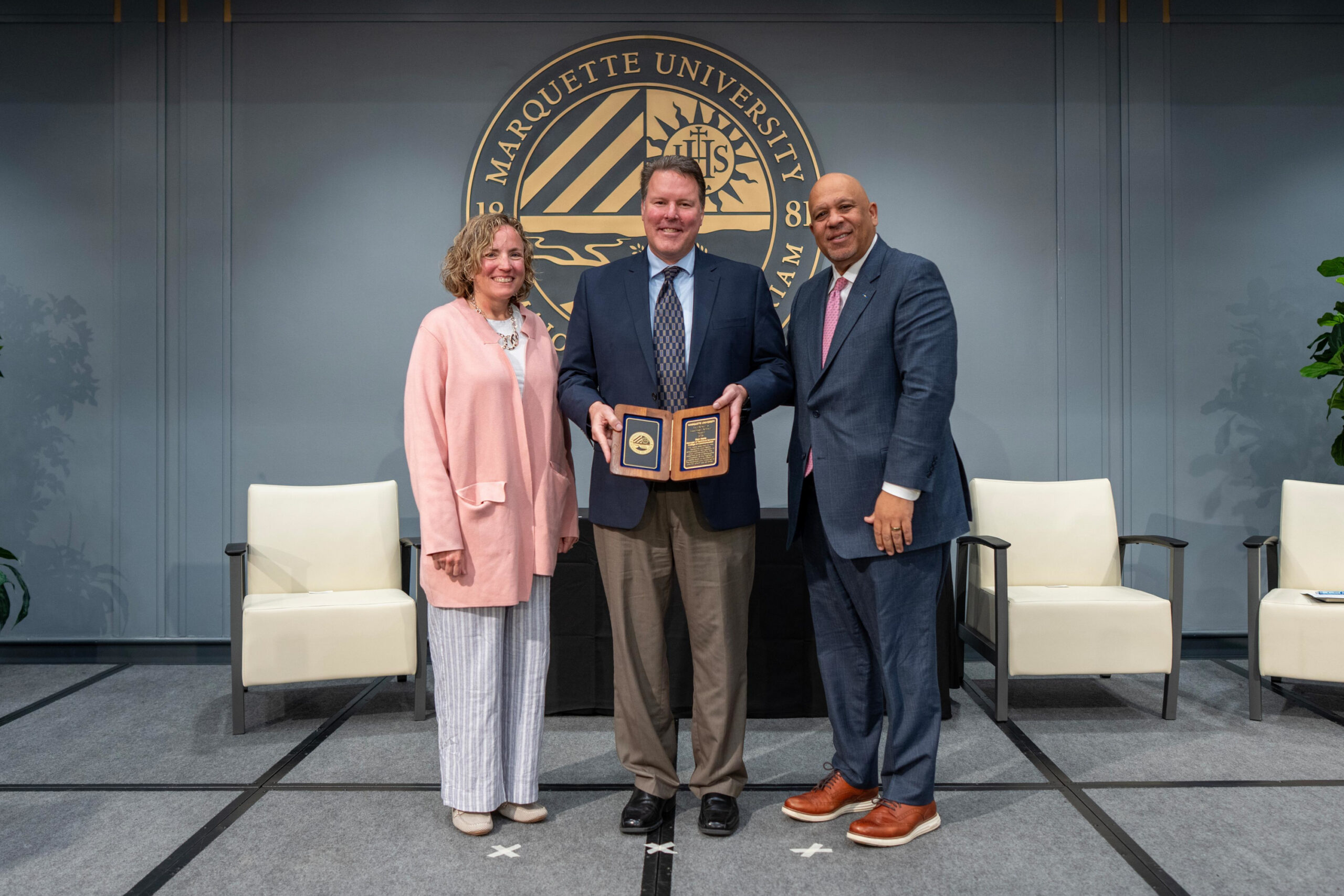 2026_Staff_Excellence_Award_093