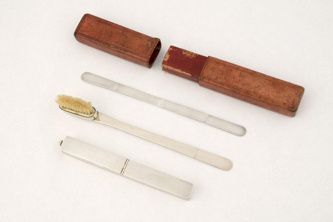 travel-dental-kit