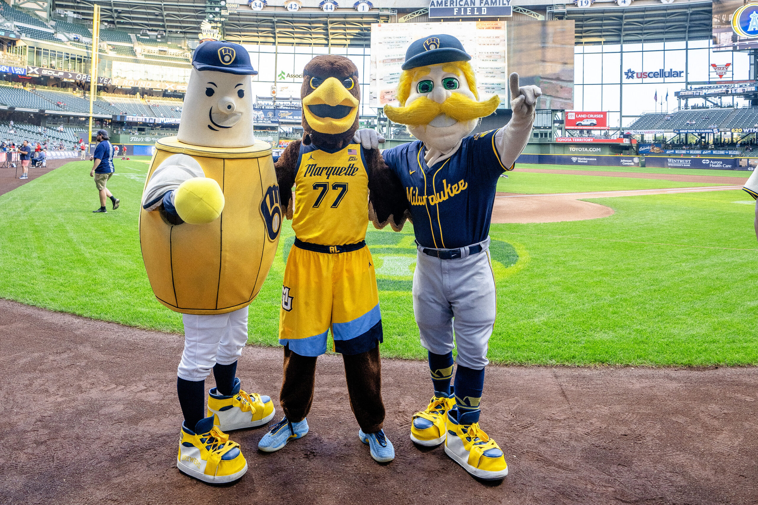 Milwaukee Brewers to host Marquette night, Aug. 19; group ticket offer available