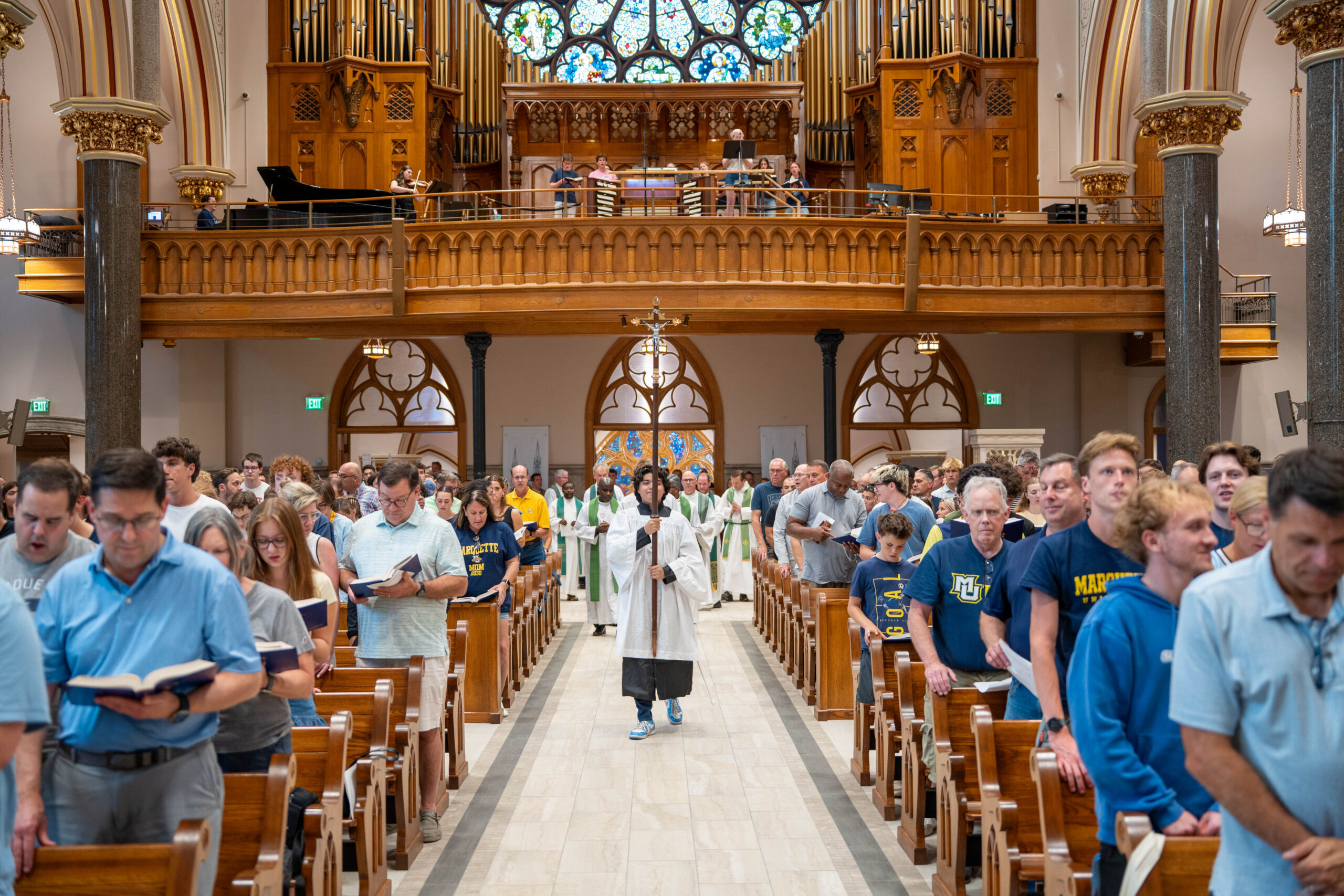 2026_08_Family_Mass-10