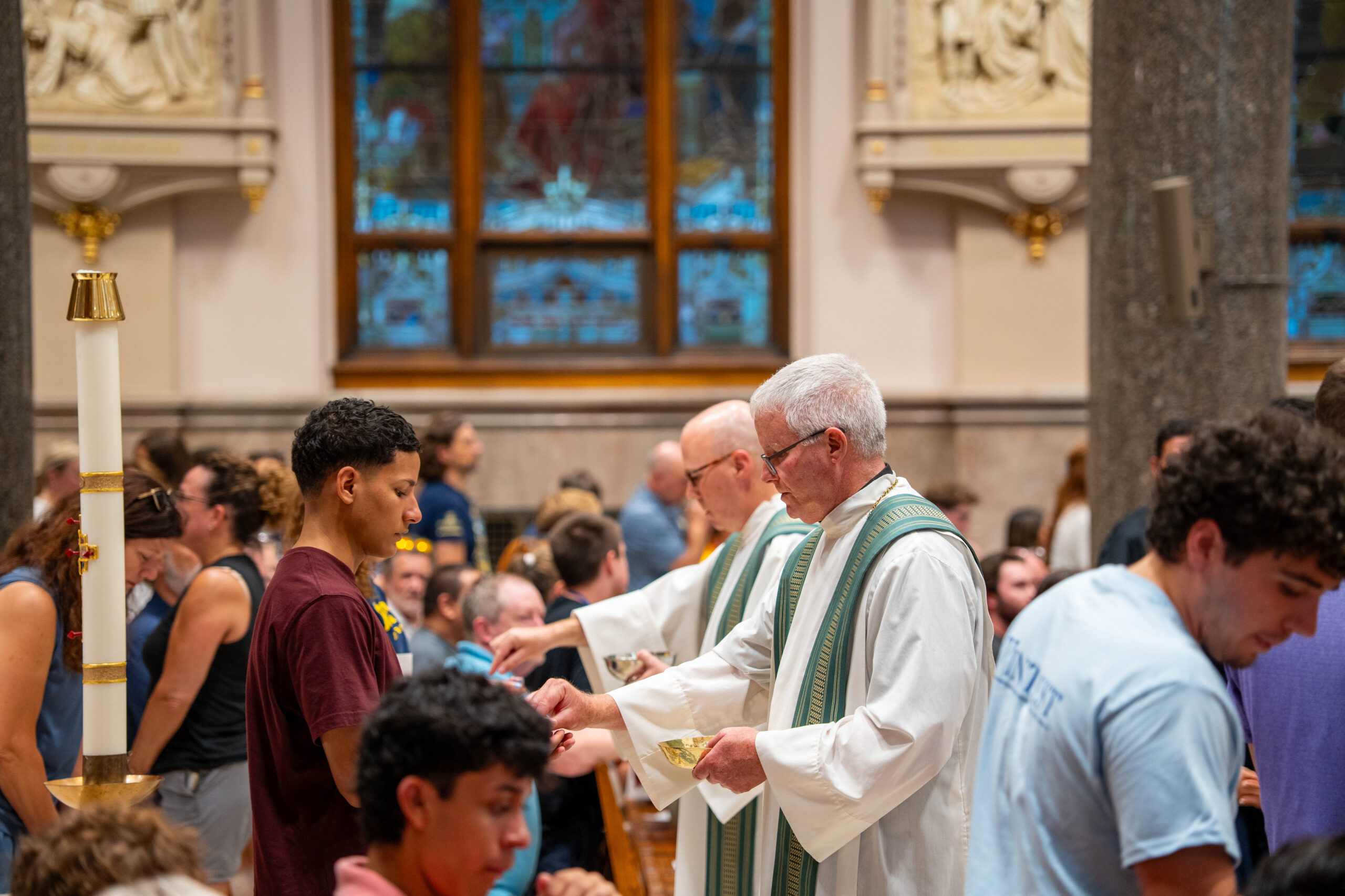 2026_08_Family_Mass-40