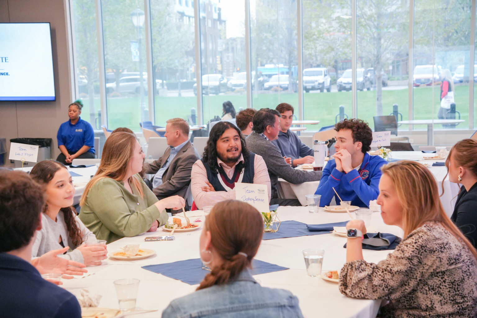Marquette Business students network with industry professionals
