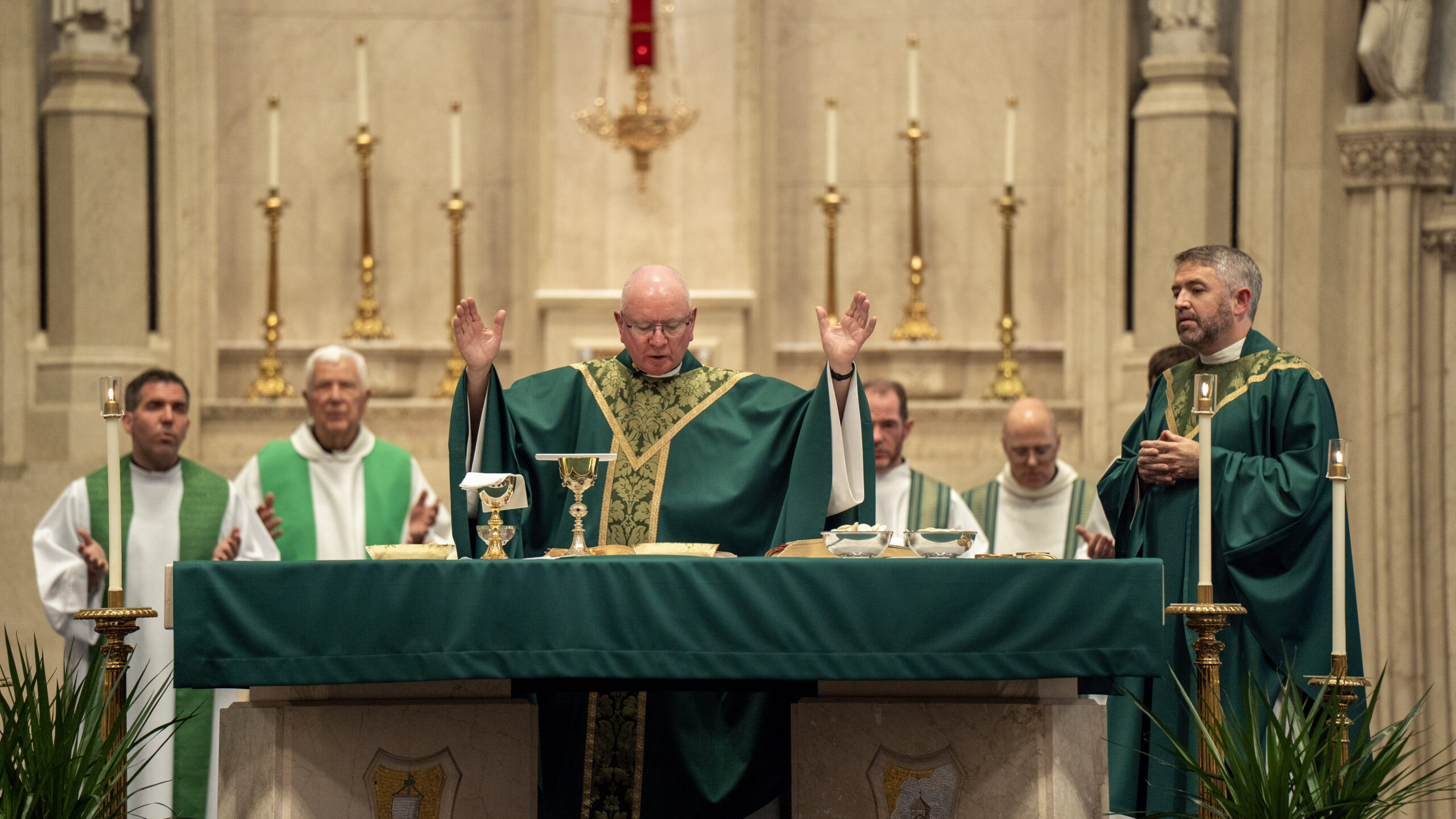 2026_09_Mission_Week_Mass-89